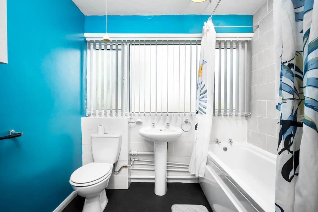 Jlr,Nec,B'Ham Airport,Entire House,Wi-Fi,Netflix Villa Birmingham Eksteriør billede